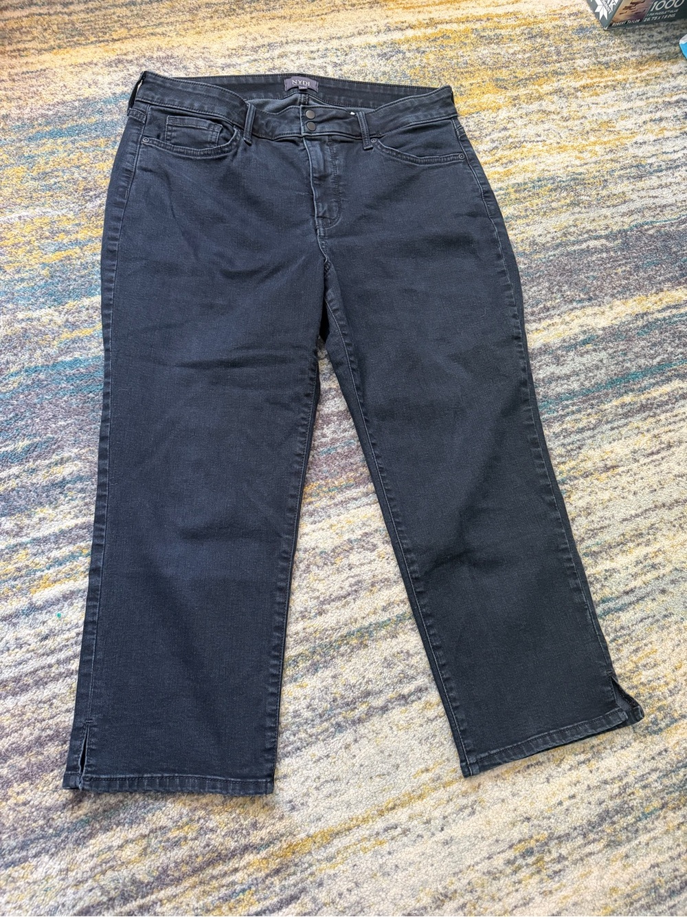 NYDJ Capri Black Women’s Capris -